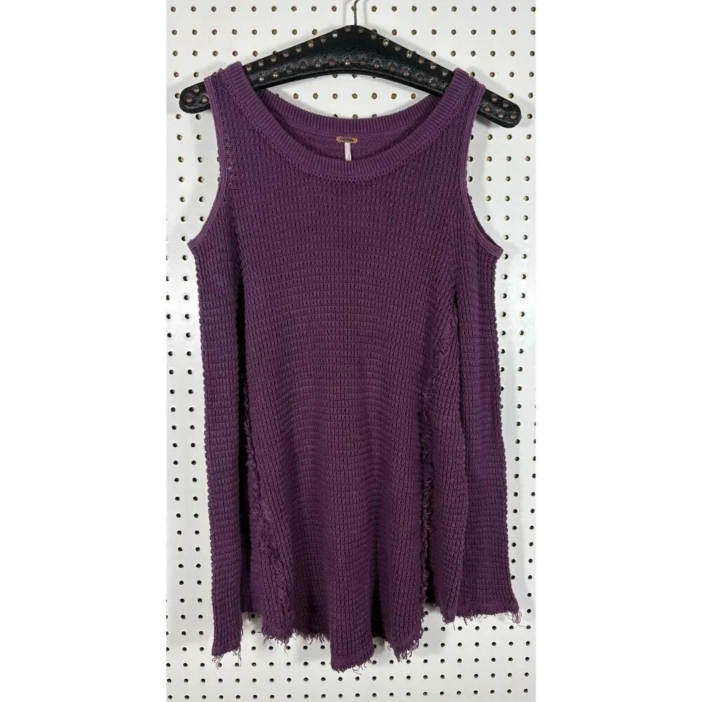 Free People cold shoulder waffle knit raw hem sweater size S oversized
